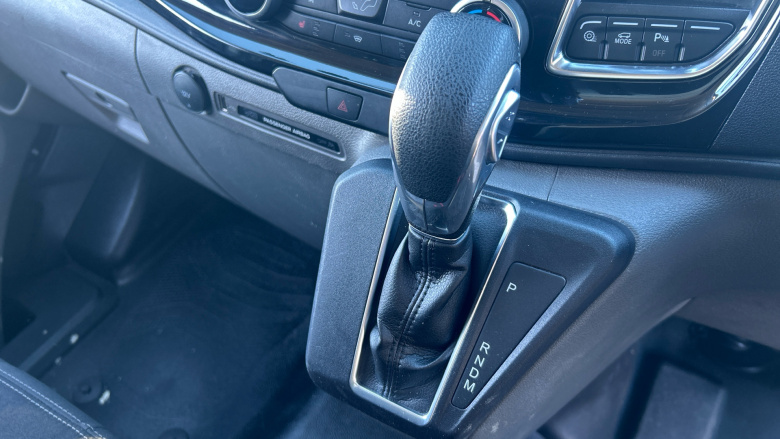 Ford Transit Custom 300 L2 Diesel Fwd 2.0 EcoBlue 130ps Low Roof Limited Van Auto